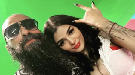 nuevo video de babo con karely ruiz|Karely Ruiz hace video con Babo de Cartel de Santa